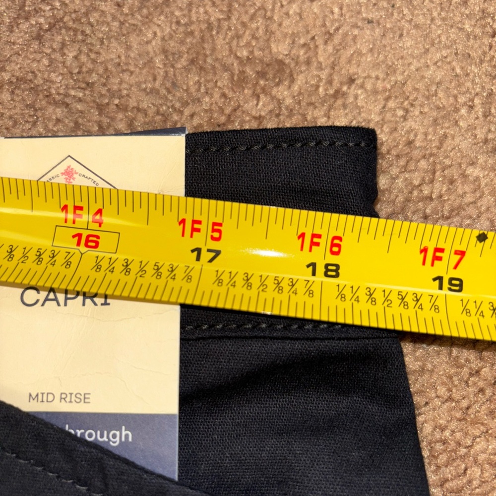 St. John’s Bay Black Mid Rise Cotton Tummy Control Capri Pants Size 16 - Picture 7 of 11